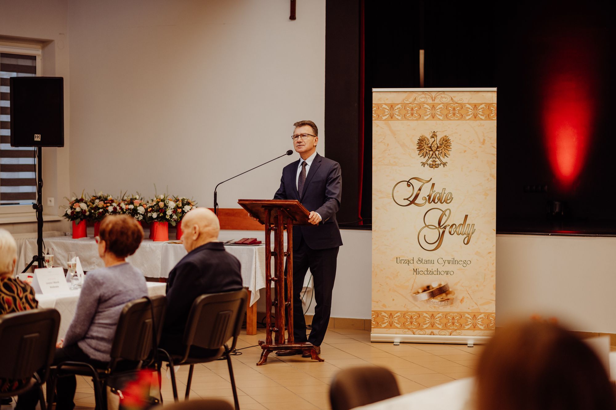 W&oacute;jt Piechota składa życzenia podczas uroczystości Złote Gody