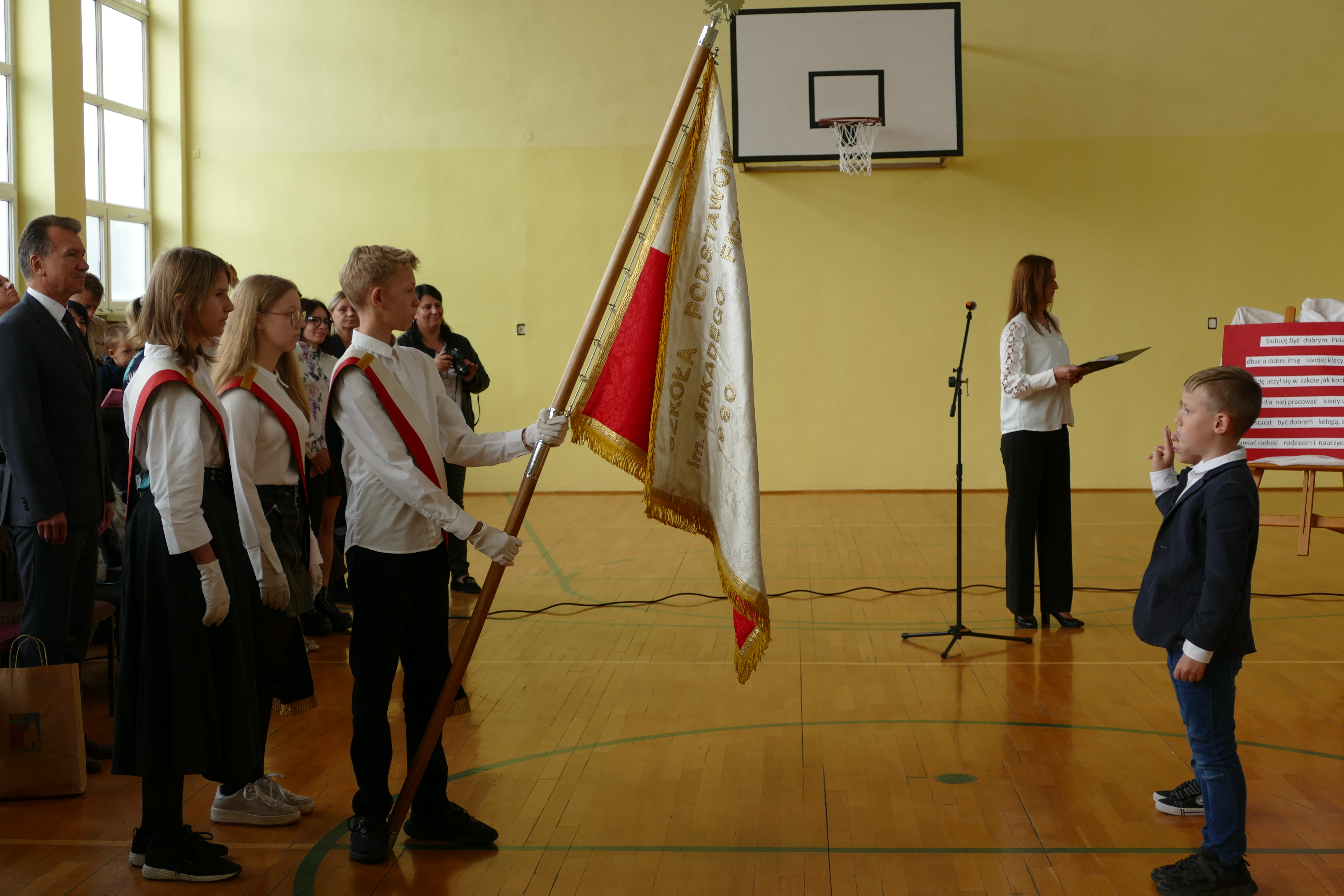 Na zdjęciu przedstawieni są goście