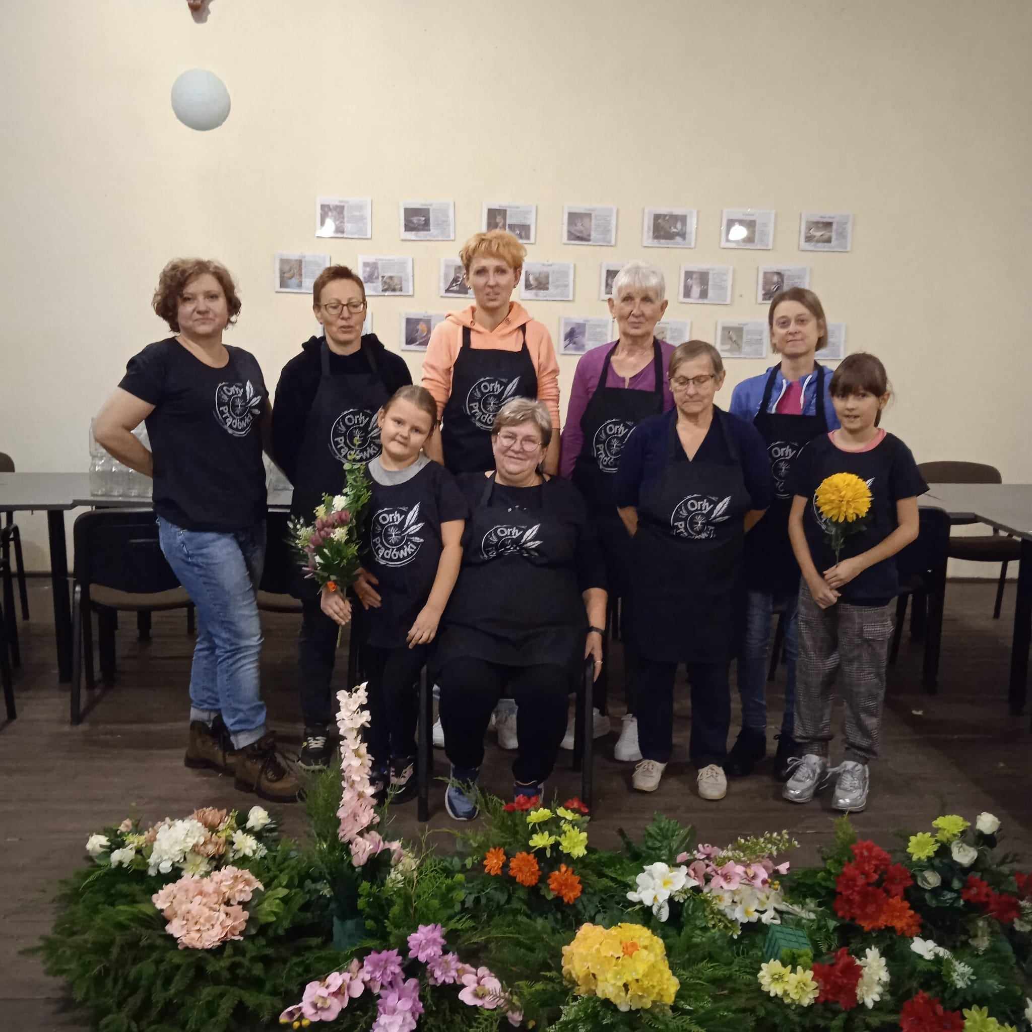 Zesp&oacute;ł tworzący wiązanki okolicznościowe