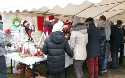 Zdjęcie do KOLEJNY KIERMASZ BOŻONARODZENIOWY JUŻ ZA NAMI